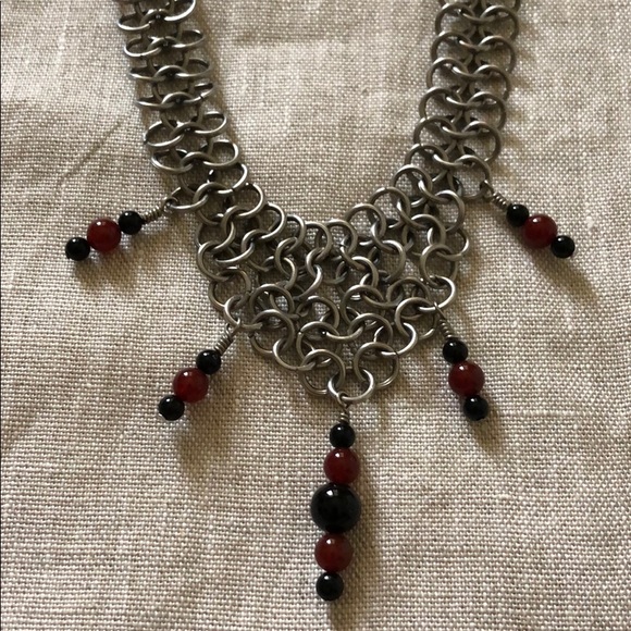 Gothic Chain mail necklace with black & red beads - Picture 1 of 8